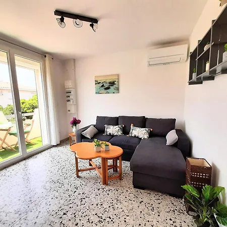 Plain Pied Climatise, 100 M De Apartment *
